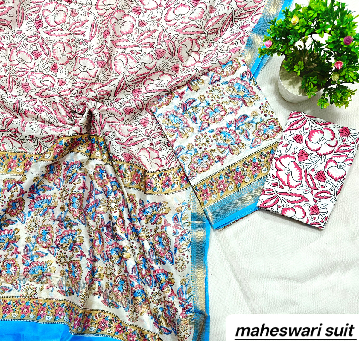Maheshwari Silk Zari Border Suit 12
