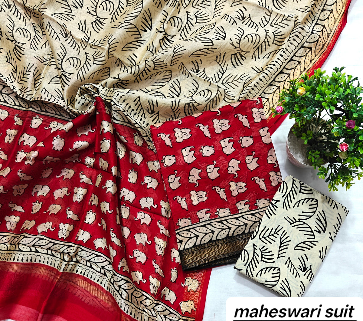 Maheshwari Silk Zari Border Suit 11