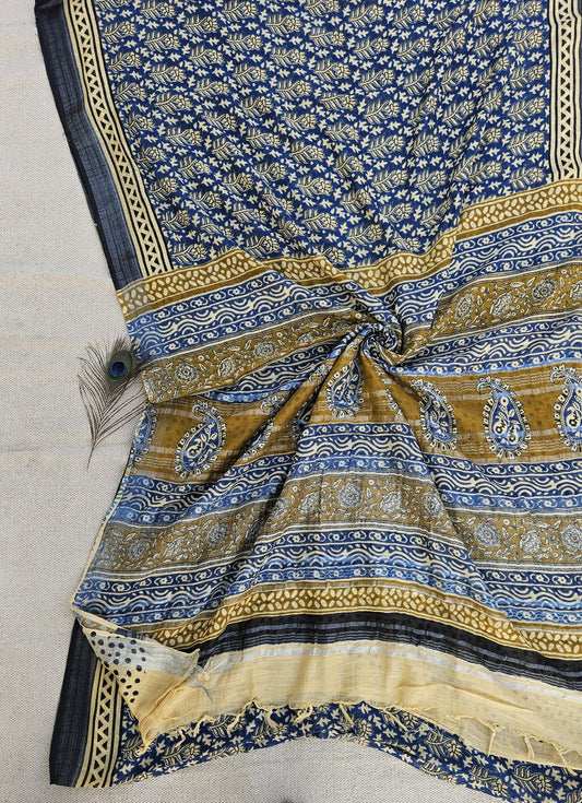 Linen Saree 4