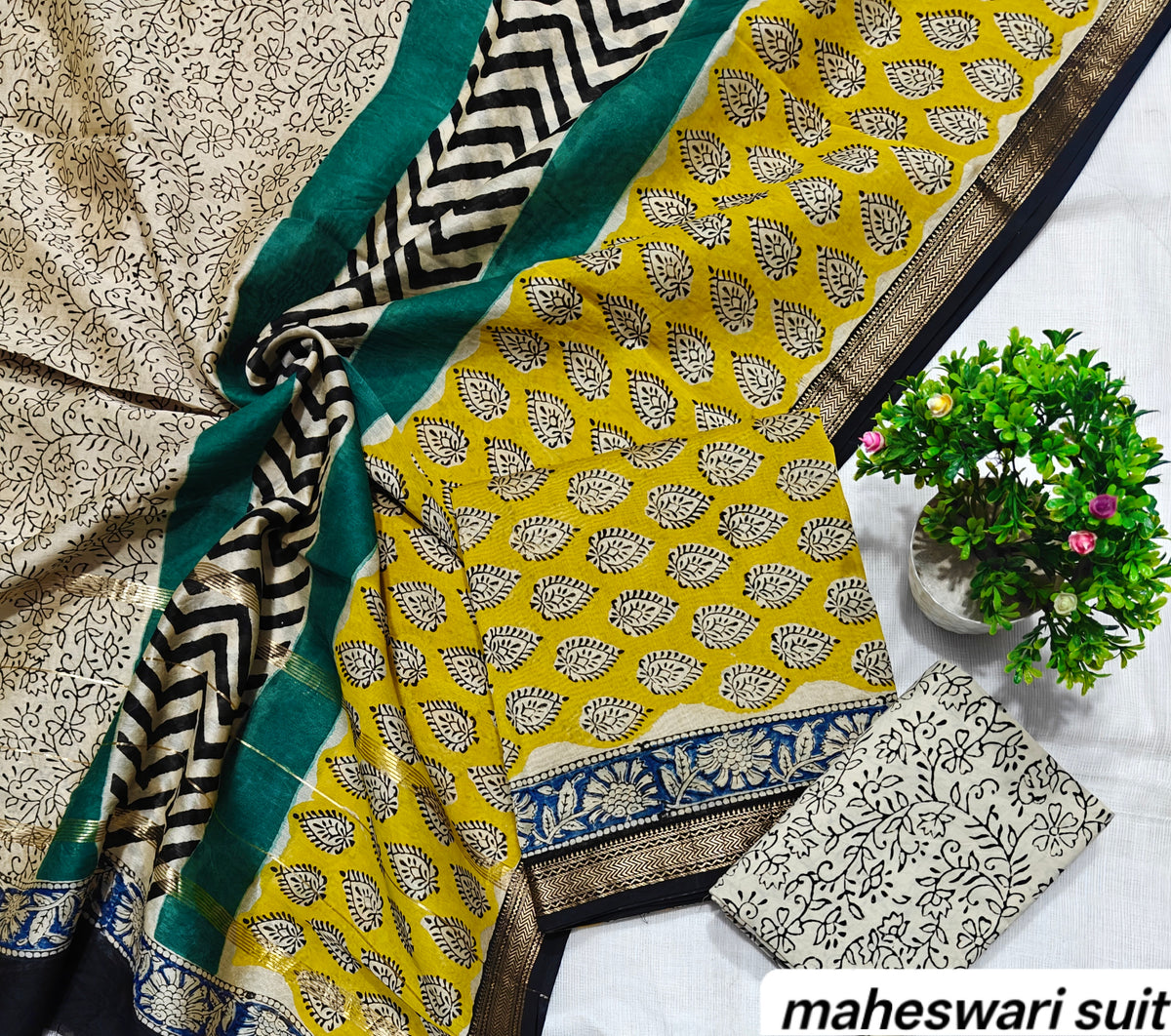 Maheshwari Silk Suit 3